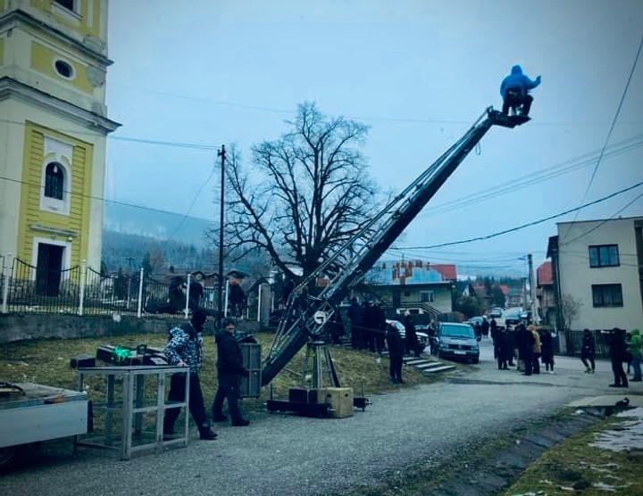 MIKI - nakrúcanie pohrebu